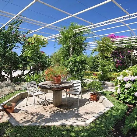 8835d Apartment *